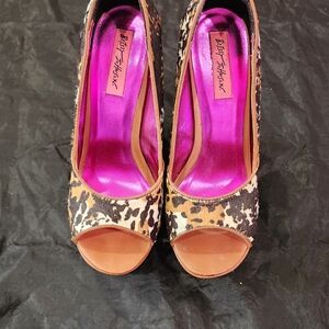 Betsey Johnson Peep Toe Wedges Size 7.5